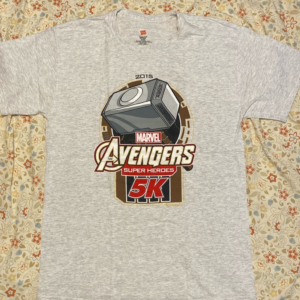 Disneyland Marvel Avengers Superhero 5K runDisney T-Shirt 2015